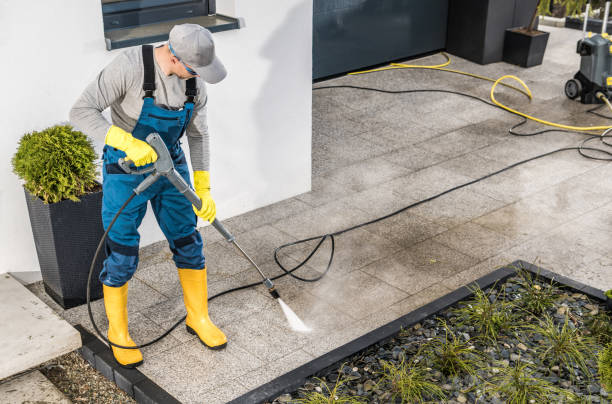 Best Sidewalk Pressure Washing  in Kingstowne, VA